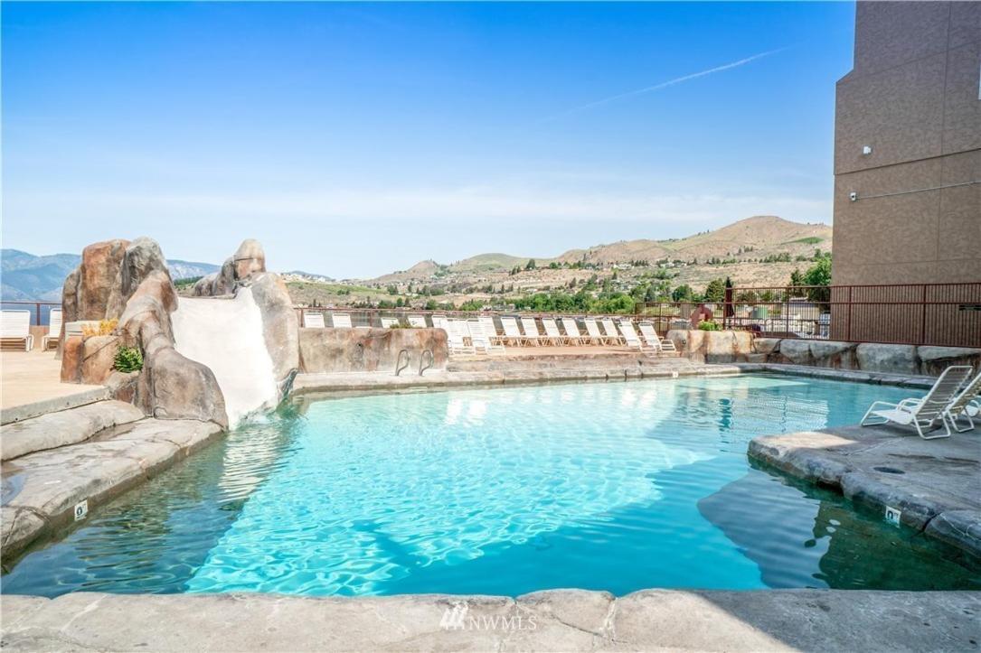 Grandview Lake Chelan- Waterfront View, Pool, Hot Tub, Golf, 1 Min To Downtown 外观 照片